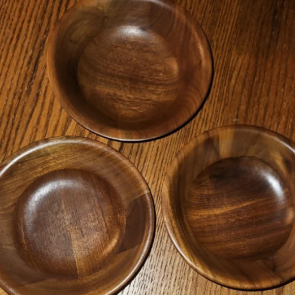 Vintage Salad Bowls - Picture 3 of 10